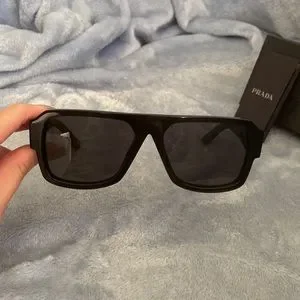 Prada | Accessories | New Prada Sunglasses Worn Once Dont  display picture 3